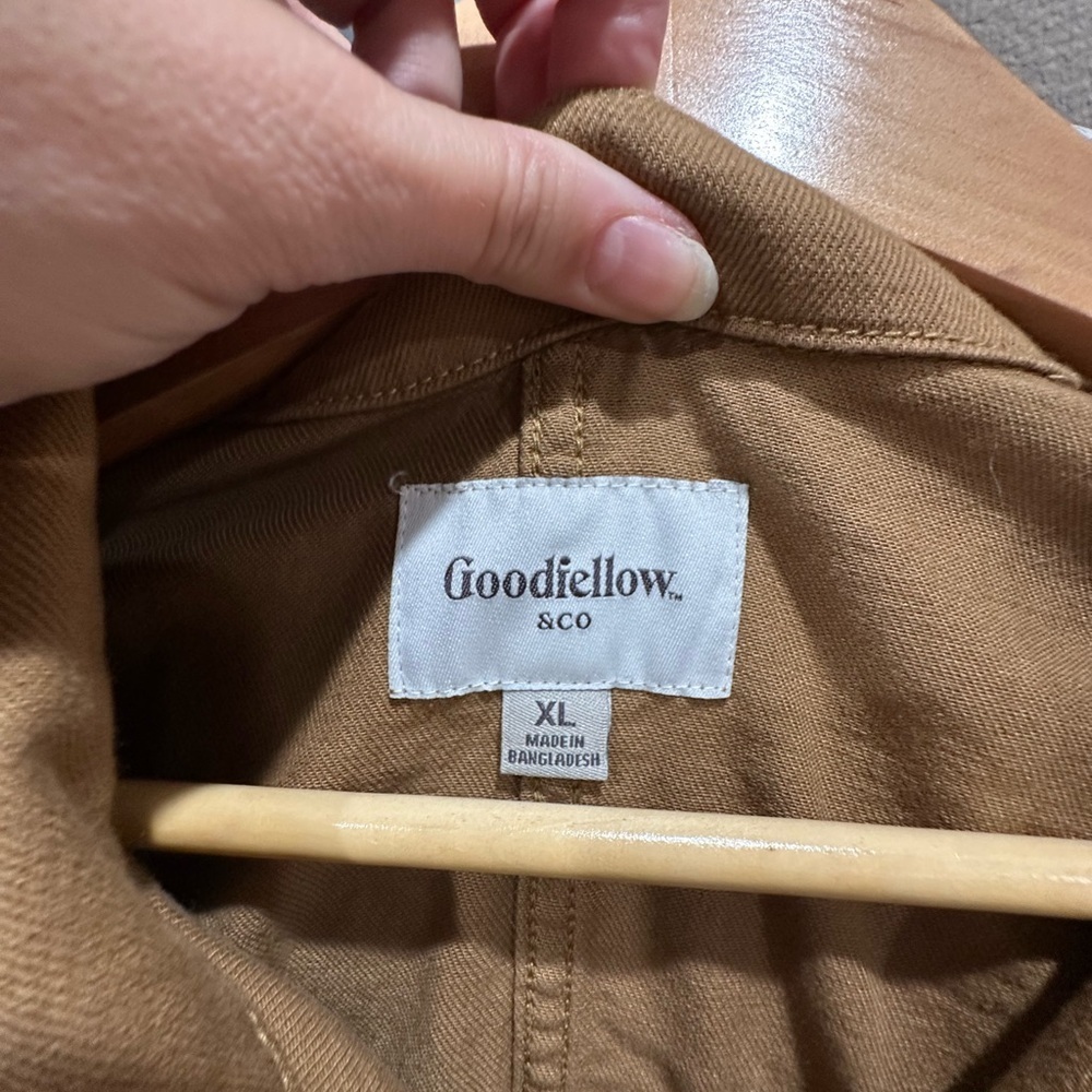 Goodfellow & Co tan work shirt. Country side, Urban, utility, Americana - Picture 3 of 10